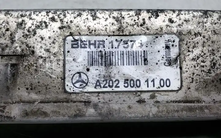 Mercedes-Benz Sprinter W901 W902 W903 W904 (1995 - 2007) A2025001100 Интеркулер — фото 5