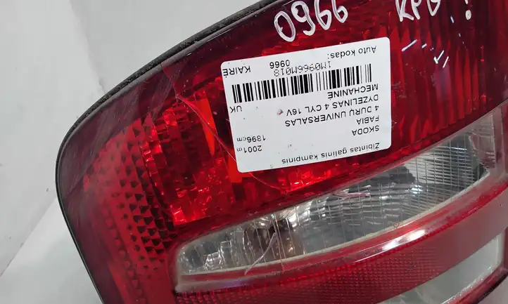 Skoda Fabia Mk1 (6Y) (1999 - 2007) 6Y9945095E Задний фонарь в кузове — фото 7