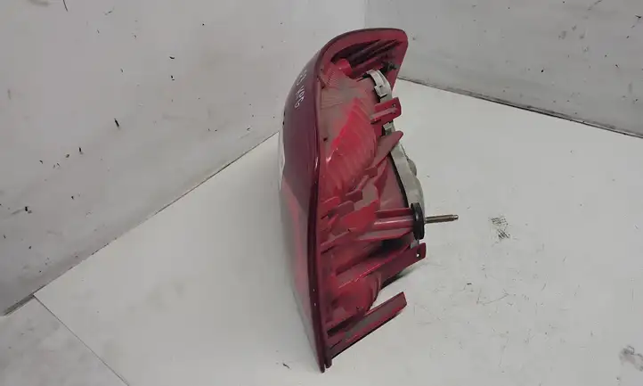 Audi A3/S3 8P (2004 - 2008) 8P0945095A Задний фонарь в кузове — фото 5