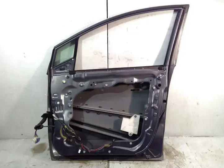 Mazda 5 (2005 - 2010) Дверь — фото 12
