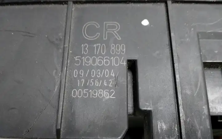 Opel Signum (2002 - 2008) 13170899 Блок предохранителей — фото 3