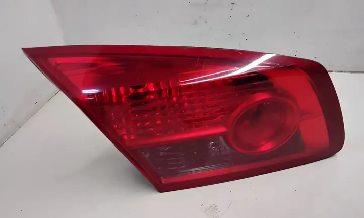 Renault Vel Satis (2002 - 2005) 8200014362 Задний фонарь в крышке багажника — фото 1