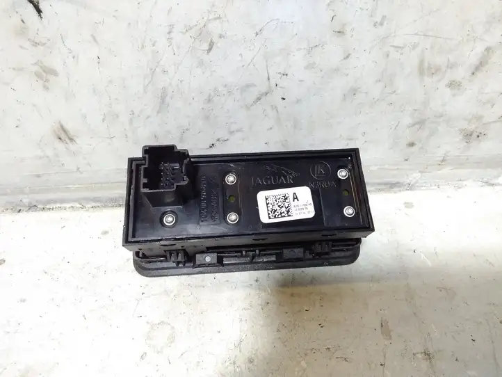 Land Rover Evoque I (2011 - 2015) BJ3211654AB Кнопка закрытия крышки багажника — фото 5