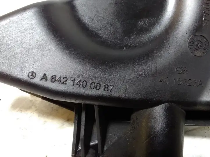 Mercedes-Benz ML W164 (2005 - 2011) A6421400087 Резонатор впуска — фото 5
