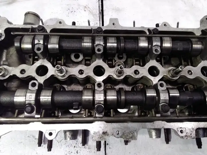Toyota Avensis T250 (2006 - 2009) 7186239 Головка блока цилиндров — фото 3
