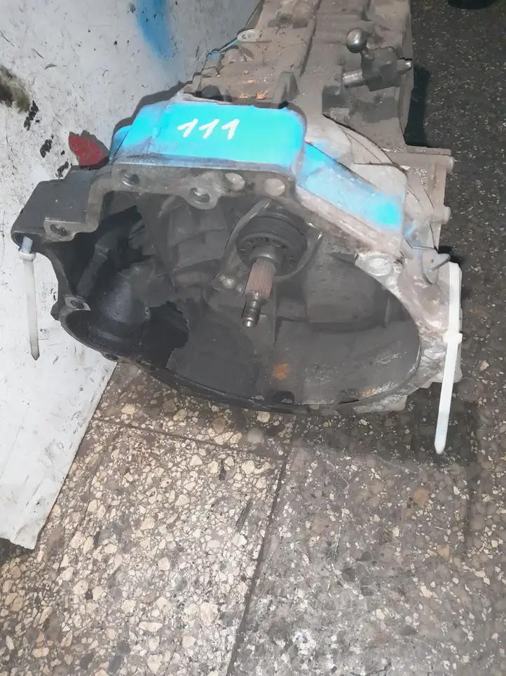 Audi A4 S4 B7 8E 8H (2004 - 2009) 01X301211F Механическая коробка передач, 6 передач — фото 2