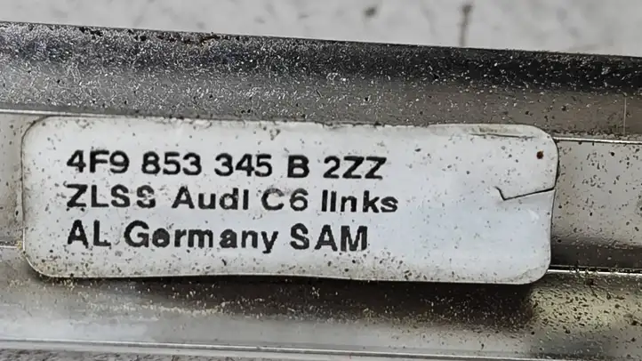 Audi A6 S6 C6 4F (2008 - 2011) 4F9853345B Облицовка заднего бокового стекла — фото 2