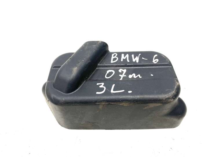 7537294 BMW 6 E63 E64 Kita variklio skyriaus detalė