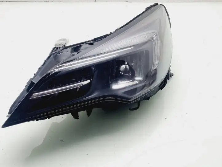 Opel Astra K (2015 - 2020) 39195688 Передняя фара — фото 1