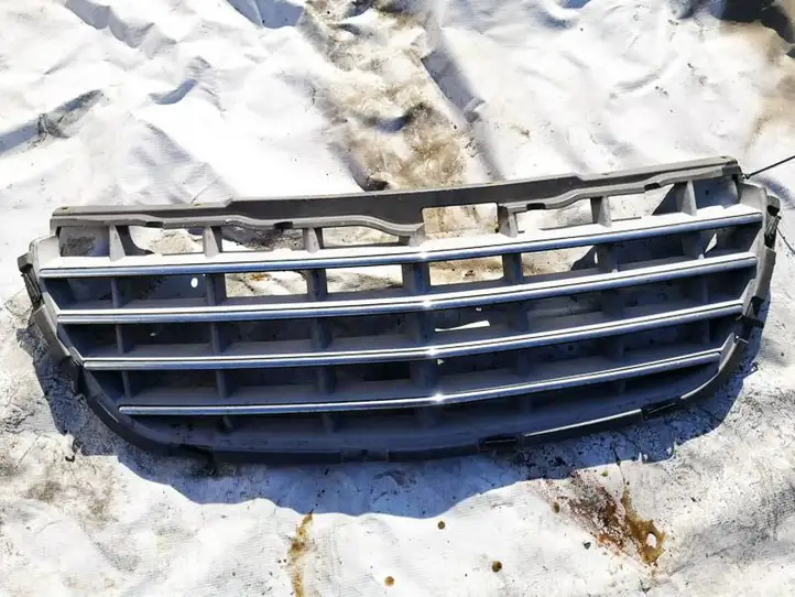 Chrysler Pacifica (2003 - 2008) 04857626aa Передняя решетка — фото 1