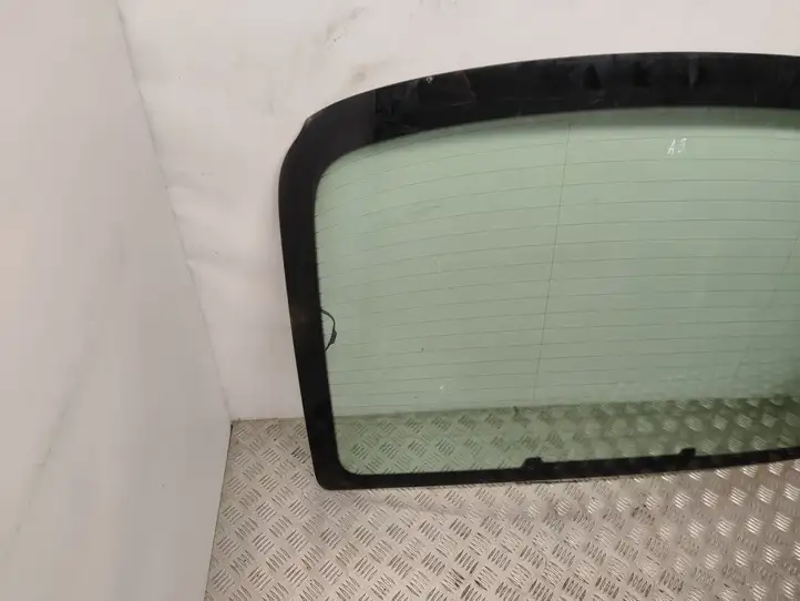 Audi A5   43R001057 Заднее стекло