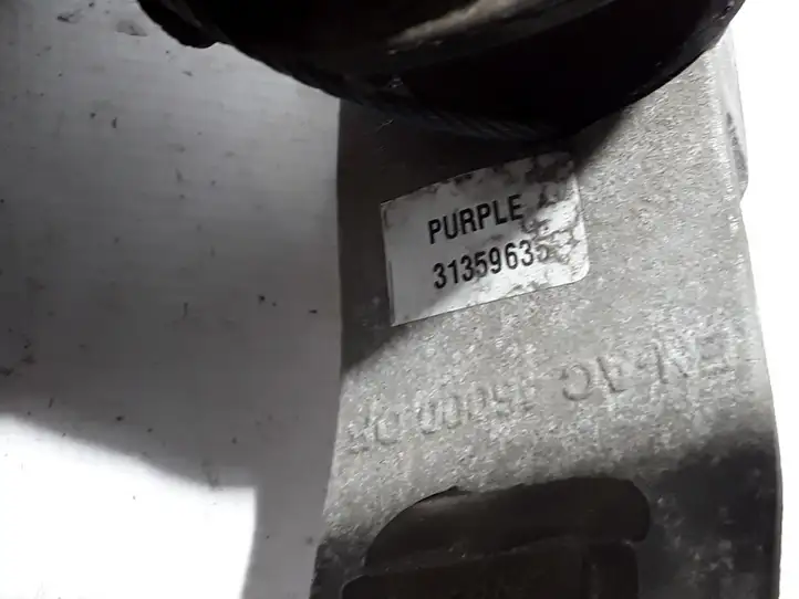 (2012 - 2016) 31359635 Опора двигателя — фото 2