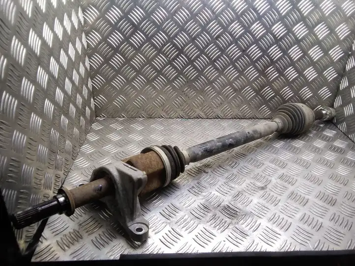 Nissan Leaf I (ZE0) (2010 - 2017)   Передняя полуось