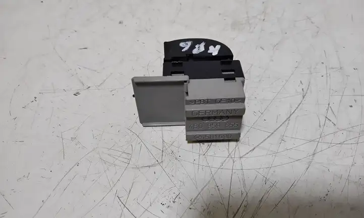 Audi A3/S3 8L (1996 - 2000) 4B0959855 Кнопка стеклоподъемников — фото 3