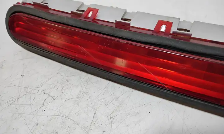 Toyota Corolla Verso AR10 (2004 - 2009) 815700F010 Дополнительный стоп фонарь — фото 6