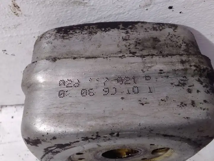 Audi A3/S3 8L (1996 - 2000) 028117021B Кронштейн масляного фильтра — фото 5