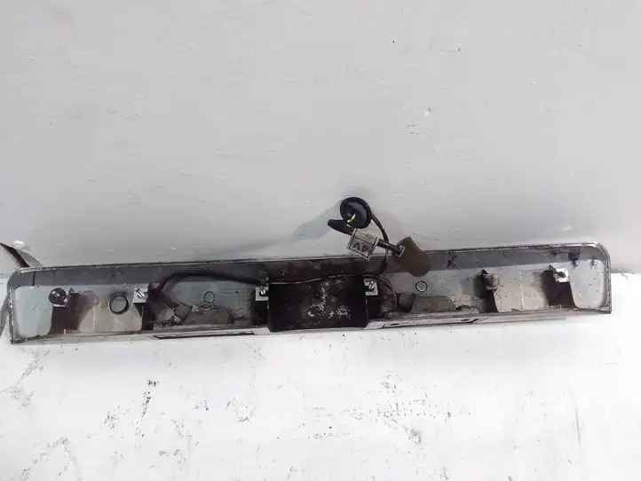 Chevrolet Captiva (2006 - 2011) 96624637 Подсветка номера — фото 4