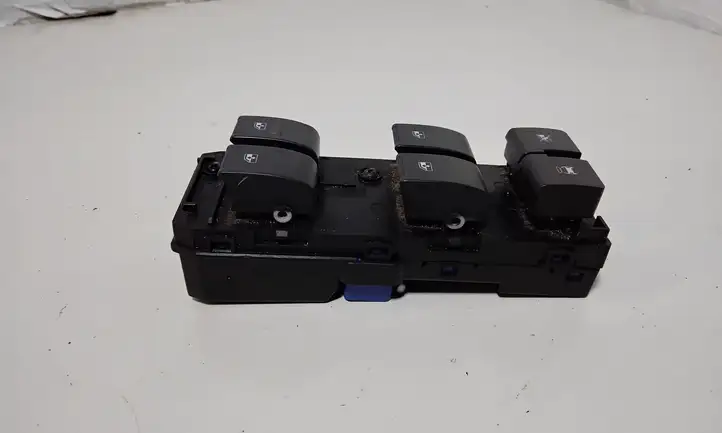 Chevrolet Captiva (2006 - 2011) 202005436 Кнопка стеклоподъемников — фото 3