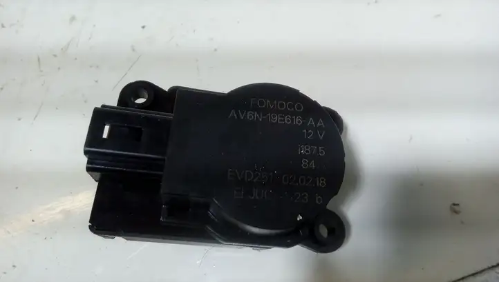 Ford C-MAX II (2015 - ) AV6N19E616AA Двигатель задвижки потока воздуха — фото 4
