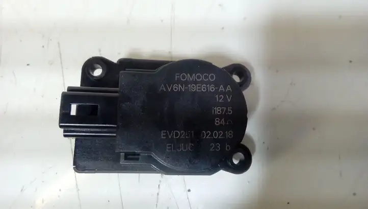 Ford C-MAX II (2015 - ) AV6N19E616AA Двигатель задвижки потока воздуха — фото 2