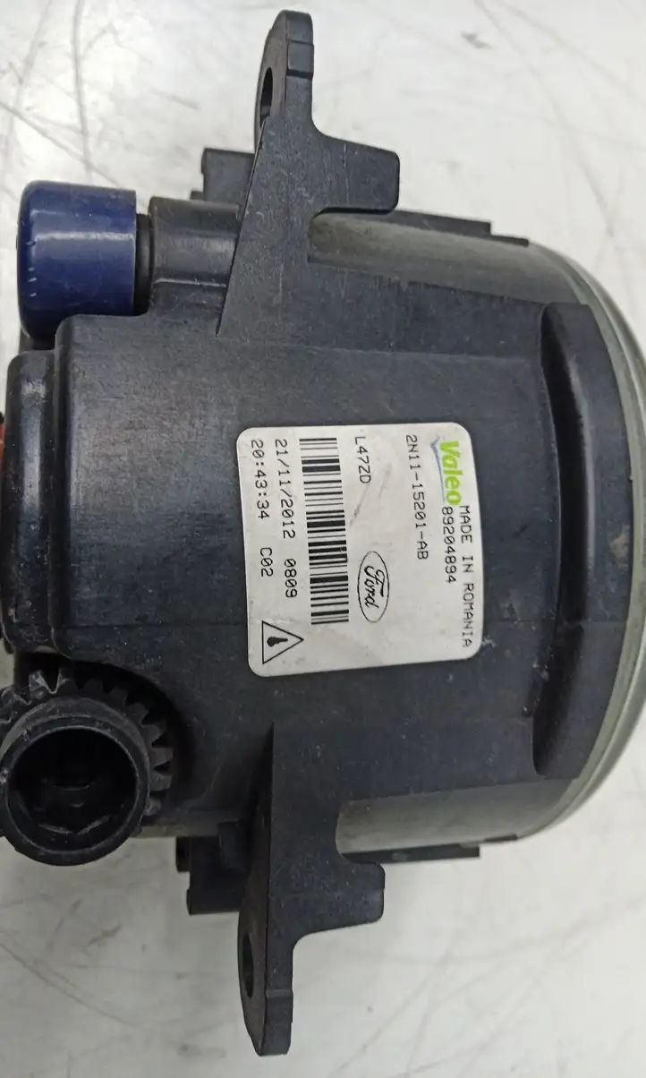 Ford C-MAX II (2010 - 2015) 2N1115201AB Передняя противотуманная фара — фото 5