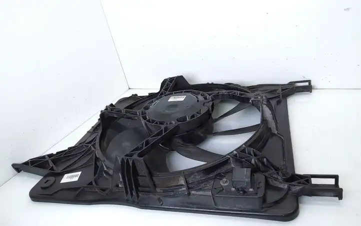 Nissan Qashqai (2006 - 2010) Дифузор радиатора — фото 3