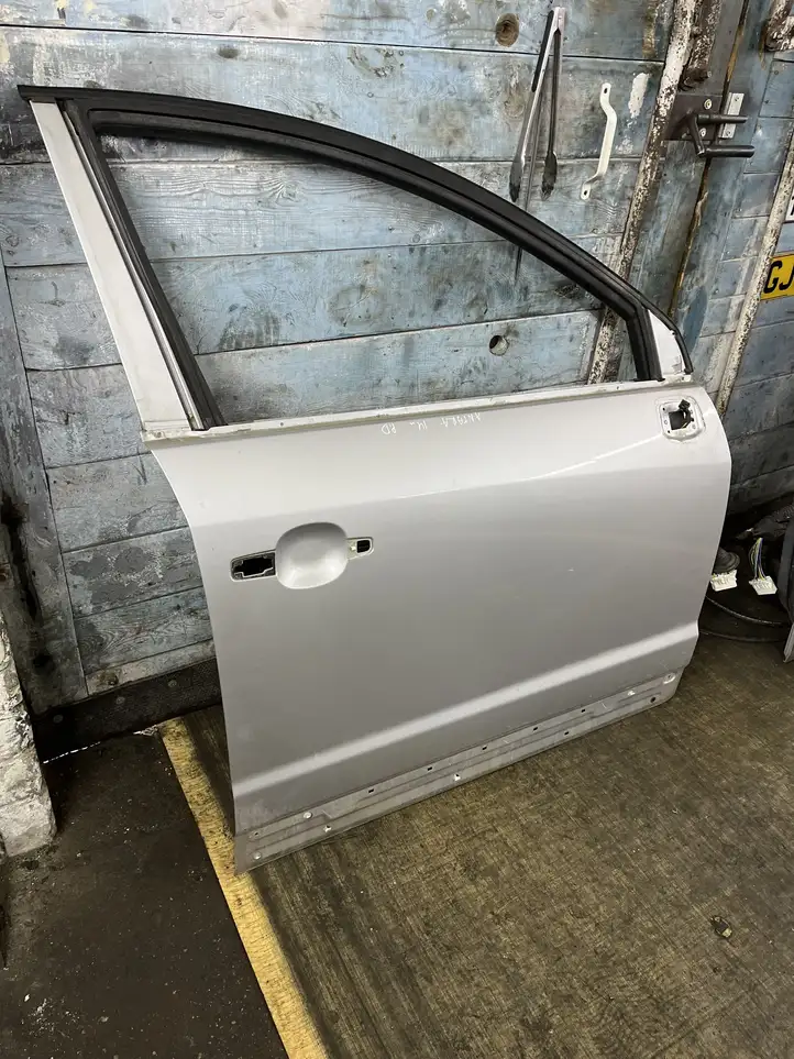 Opel Antara (2011 - 2017) Дверь — фото 1