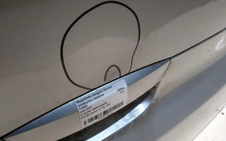 Ford Galaxy (2006 - 2010) Крышка багажника — фото 3