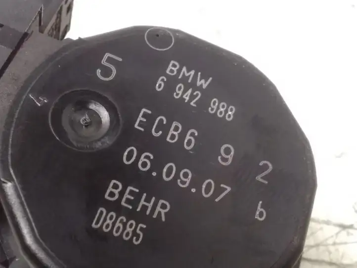 BMW 5 E60 E61 (2004 - 2010) 6942988 Двигатель задвижки потока воздуха — фото 4