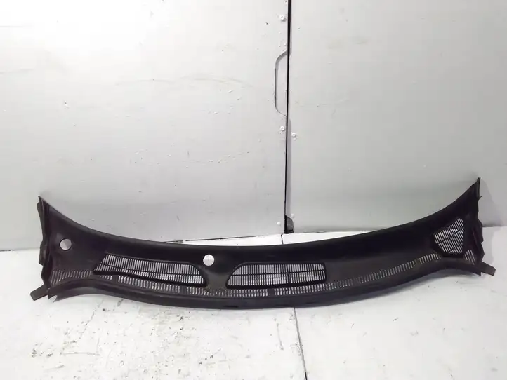 Ford Fiesta (2013 - 2017) 8A61A02216B Жабо стеклоочистителей — фото 1