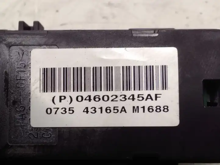 Jeep Grand Cherokee (WK) (2004 - 2010) P04602345AF Блок кнопок стеклоподъемников — фото 4