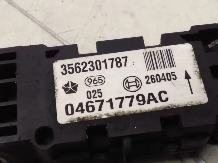 Jeep Grand Cherokee (WK) (2004 - 2010) 3562301787 Датчик удара SRS — фото 3