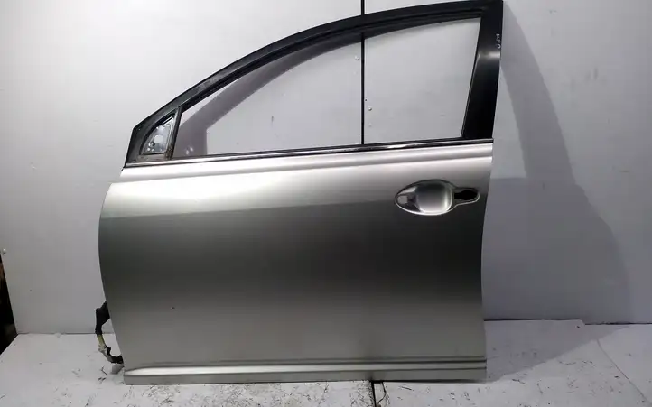 Toyota Avensis T250 (2003 - 2006) Дверь — фото 1