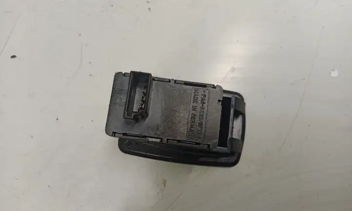 BMW X5 E70 (2006 - 2013) 6945874 Кнопка стеклоподъемников — фото 2