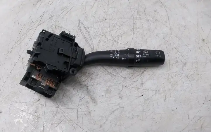 Toyota Avensis T250 (2003 - 2006) 8465205170 Переключатель стеклоочистителей — фото 1