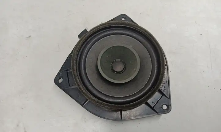 Toyota Avensis T250 (2003 - 2006) 902275499626 Динамики задних дверей — фото 1
