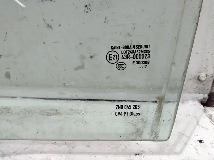 Volkswagen Sharan (2010 - 2015) 7N0845205 Стекло задней двери — фото 2