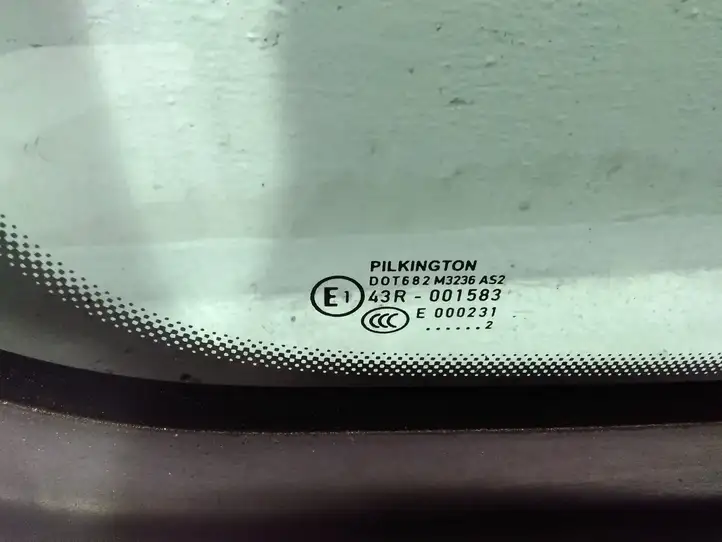 Volkswagen Sharan (2010 - 2015) 7N0845298J Заднее боковое стекло — фото 2