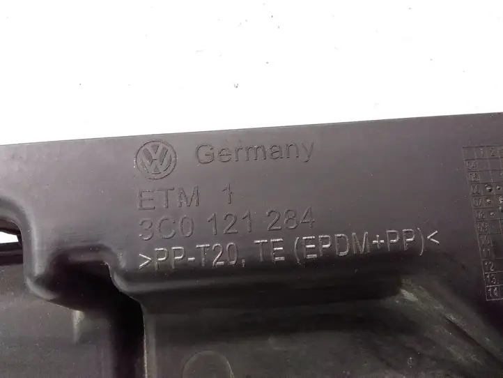 Volkswagen PASSAT B6 (2005 - 2010) 3C0121284 Дефлектор воздуха — фото 2