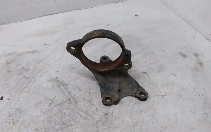 Toyota Avensis T250 (2003 - 2006) 4345705050 Кронштейн подвесного подшипника — фото 4