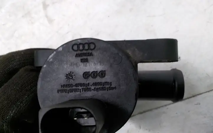Audi A6 C7 (2011 - 2014) 4H0121671B Электроциркуляционный насос — фото 2