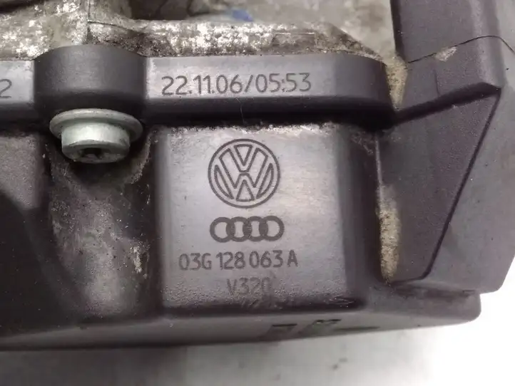 Volkswagen Caddy (2004 - 2010) 03G128063A Дроссельная заслонка — фото 5