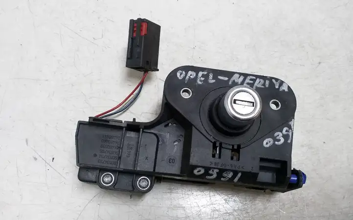 Opel Meriva A (2002 - 2006) 90534783 Замок крышки багажника — фото 1