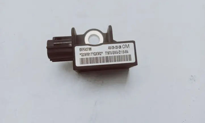 Honda CR-V (2009 - 2012) 77970SWAE113M4 Датчик удара SRS — фото 3