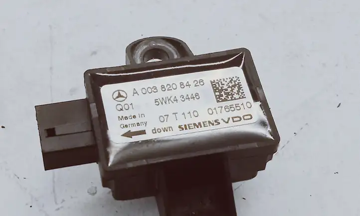Mercedes-Benz ML W164 (2005 - 2011) A0038208426 Датчик удара SRS — фото 2