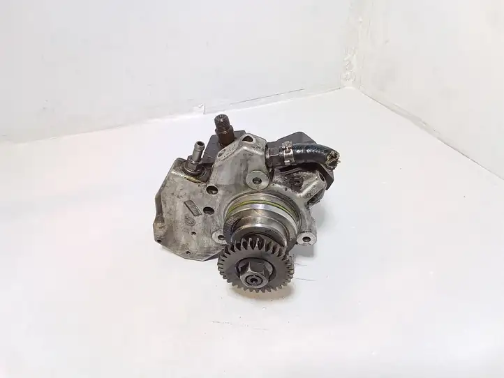 Mercedes-Benz ML W164 (2005 - 2011) A6420700501 Топливный насос — фото 1