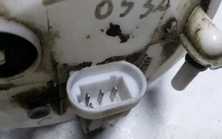 Opel Movano A (1998 - 2010) Топливный насос (в баке) — фото 3