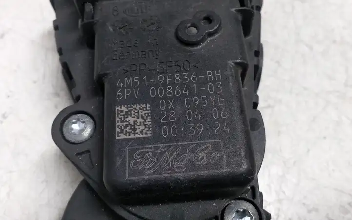 Ford Focus (2005 - 2008) 4M519F836BH Педаль акселератора — фото 4