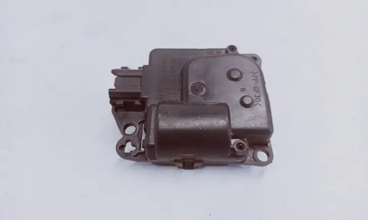 Dodge Grand Caravan (2007 - 2020) M8679001 Двигатель задвижки потока воздуха — фото 1