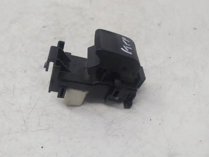 Toyota Auris 150 (2006 - 2012) Кнопка стеклоподъемников — фото 2